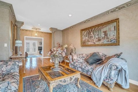 Photo 6 at 3 Avro Road, Maple, Vaughan