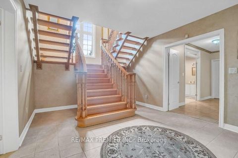 Photo 29 at 3 Avro Road, Maple, Vaughan