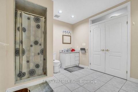 Photo 36 at 3 Avro Road, Maple, Vaughan