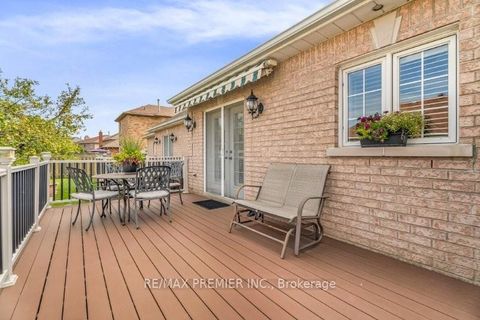 Photo 37 at 3 Avro Road, Maple, Vaughan