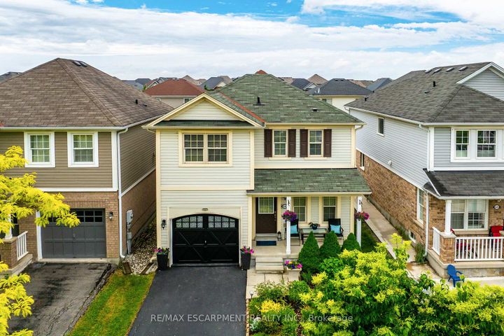 Photo 5 at 68 Powell Drive, Binbrook, Hamilton