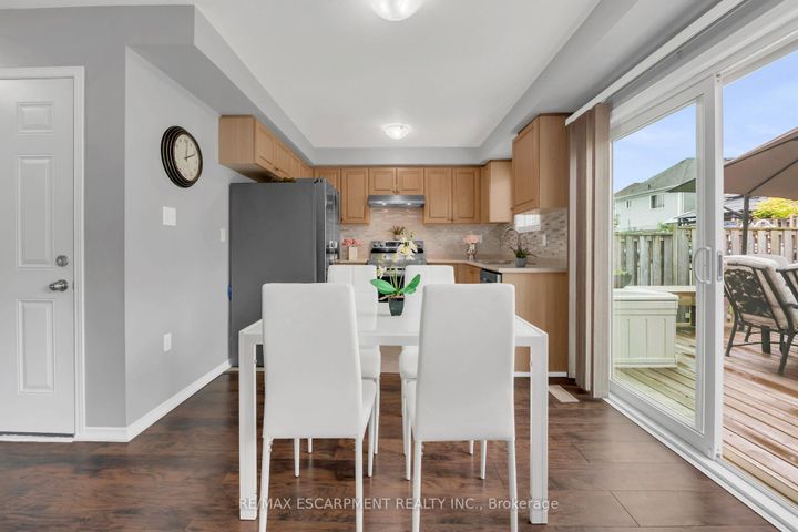 Photo 9 at 68 Powell Drive, Binbrook, Hamilton