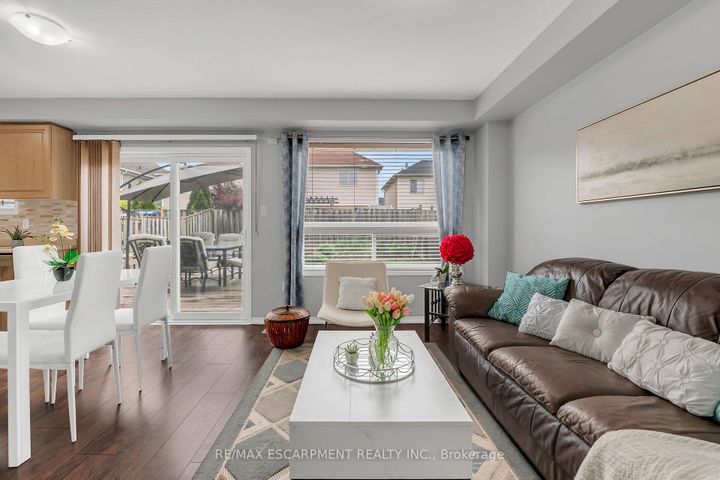 Photo 20 at 68 Powell Drive, Binbrook, Hamilton