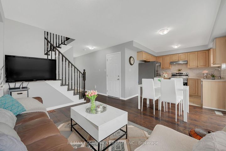 Photo 22 at 68 Powell Drive, Binbrook, Hamilton