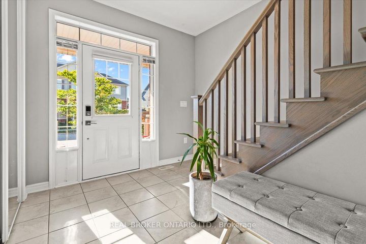 Photo 6 at 100 Celano Drive, Waterdown, Hamilton