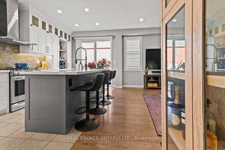 Photo 11 at 100 Celano Drive, Waterdown, Hamilton