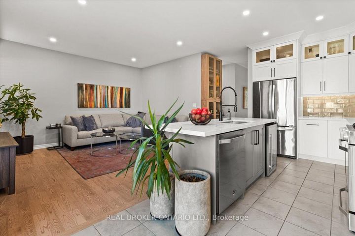 Photo 15 at 100 Celano Drive, Waterdown, Hamilton
