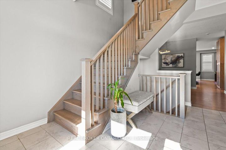 Photo 20 at 100 Celano Drive, Waterdown, Hamilton