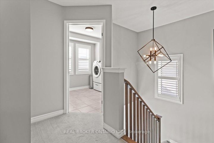 Photo 21 at 100 Celano Drive, Waterdown, Hamilton