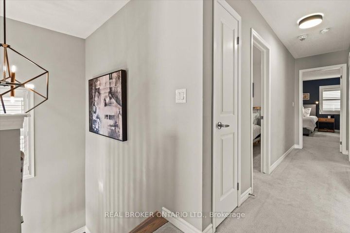 Photo 24 at 100 Celano Drive, Waterdown, Hamilton