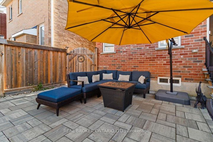 Photo 47 at 100 Celano Drive, Waterdown, Hamilton