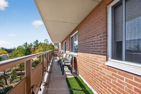 Photo 12 at 705 - 414 Blake Street, Codrington, Barrie