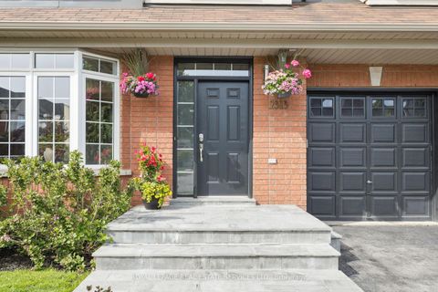 Photo 5 at 2313 Blue Oak Circle, WM Westmount, Oakville