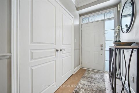 Photo 7 at 2313 Blue Oak Circle, WM Westmount, Oakville