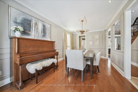 Photo 11 at 2313 Blue Oak Circle, WM Westmount, Oakville
