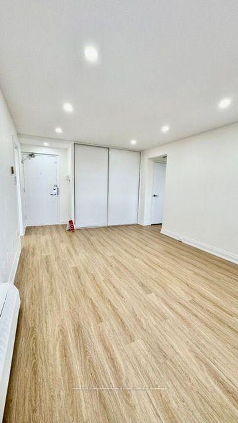 Photo 12 at 505 - 725 Don Mills Road, Flemingdon Park, Toronto