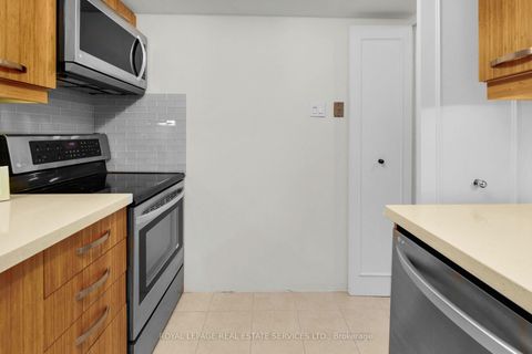 Photo 19 at 205 - 61 St Clair Avenue W, St. Clair, Toronto