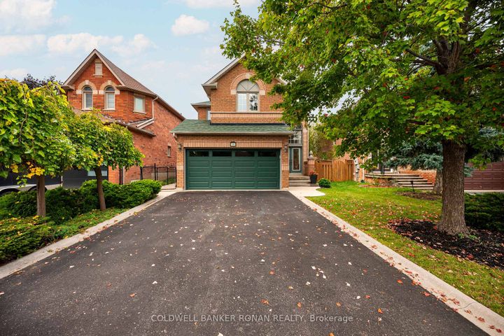 Photo 1 at 44 Baccarat Crescent, Snelgrove, Brampton