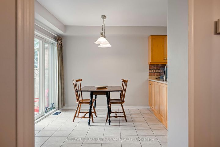 Photo 29 at 44 Baccarat Crescent, Snelgrove, Brampton
