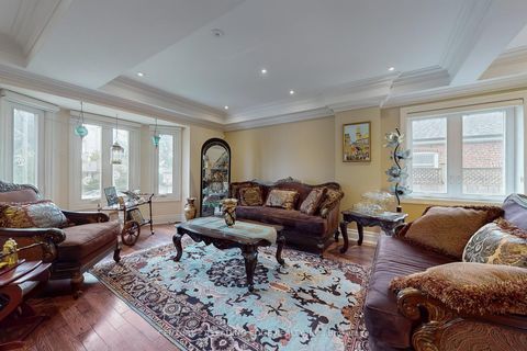 Photo 2 at 11 Bellvare Crescent, Maryvale, Toronto