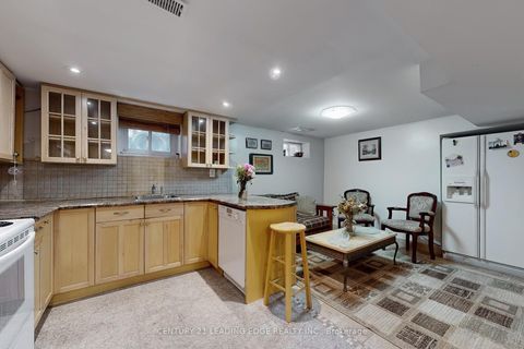 Photo 33 at 11 Bellvare Crescent, Maryvale, Toronto Photo 33 at 11 Bellvare Crescent, Maryvale, Toronto