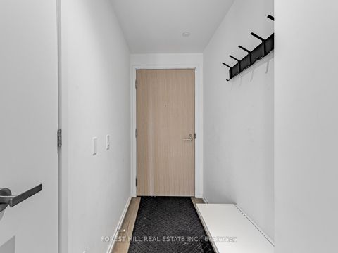 Photo 3 at 3114 - 5 Soudan Avenue, Mount Pleasant West, Toronto