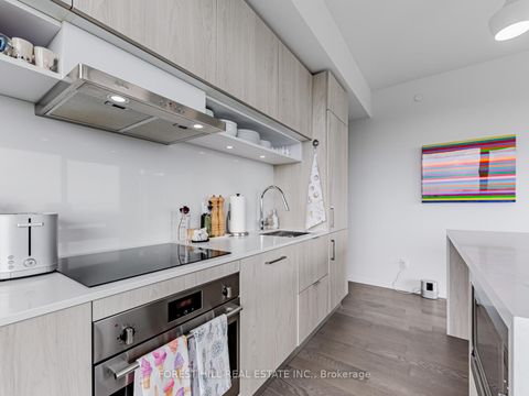 Photo 6 at 3114 - 5 Soudan Avenue, Mount Pleasant West, Toronto