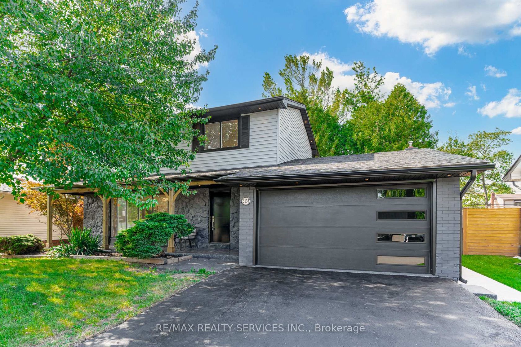 5133 Cherryhill Crescent, Appleby, Burlington 