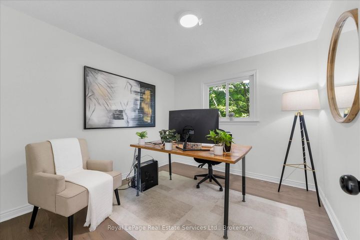 Photo 16 at 2938 Mulberry Drive, CV Clearview, Oakville