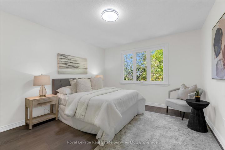 Photo 21 at 2938 Mulberry Drive, CV Clearview, Oakville