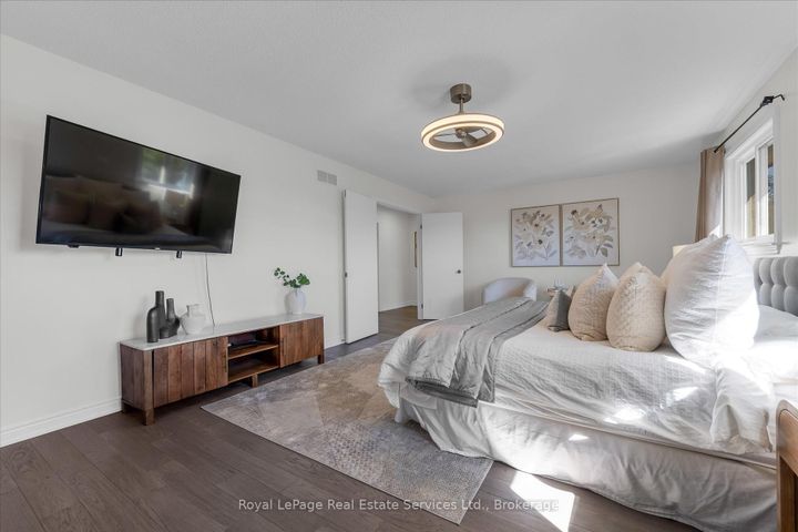 Photo 29 at 2938 Mulberry Drive, CV Clearview, Oakville