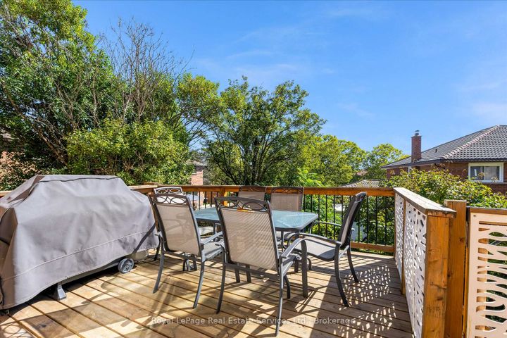 Photo 45 at 2938 Mulberry Drive, CV Clearview, Oakville