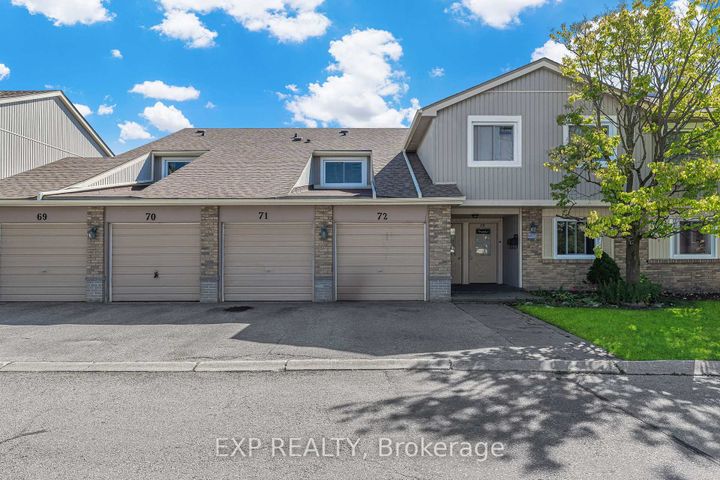 Photo 1 at 70 - 6797 Formentera Avenue, Meadowvale, Mississauga