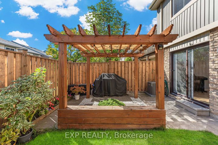 Photo 35 at 70 - 6797 Formentera Avenue, Meadowvale, Mississauga