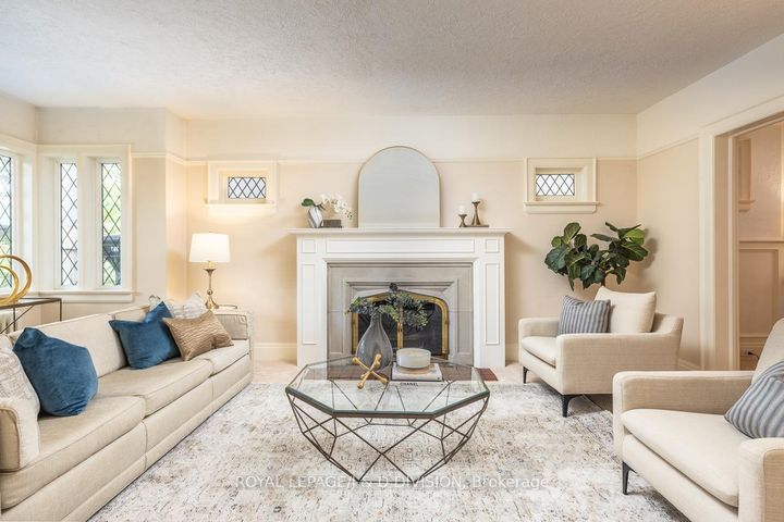Photo 2 at 193 Glenview Avenue, Lawrence Park South, Toronto