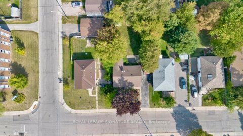 Photo 5 at 75 Westbourne Avenue, Birchmount, Toronto