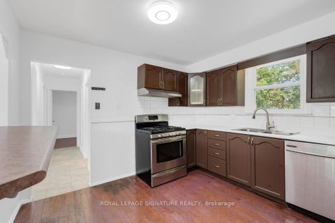Photo 15 at 75 Westbourne Avenue, Birchmount, Toronto