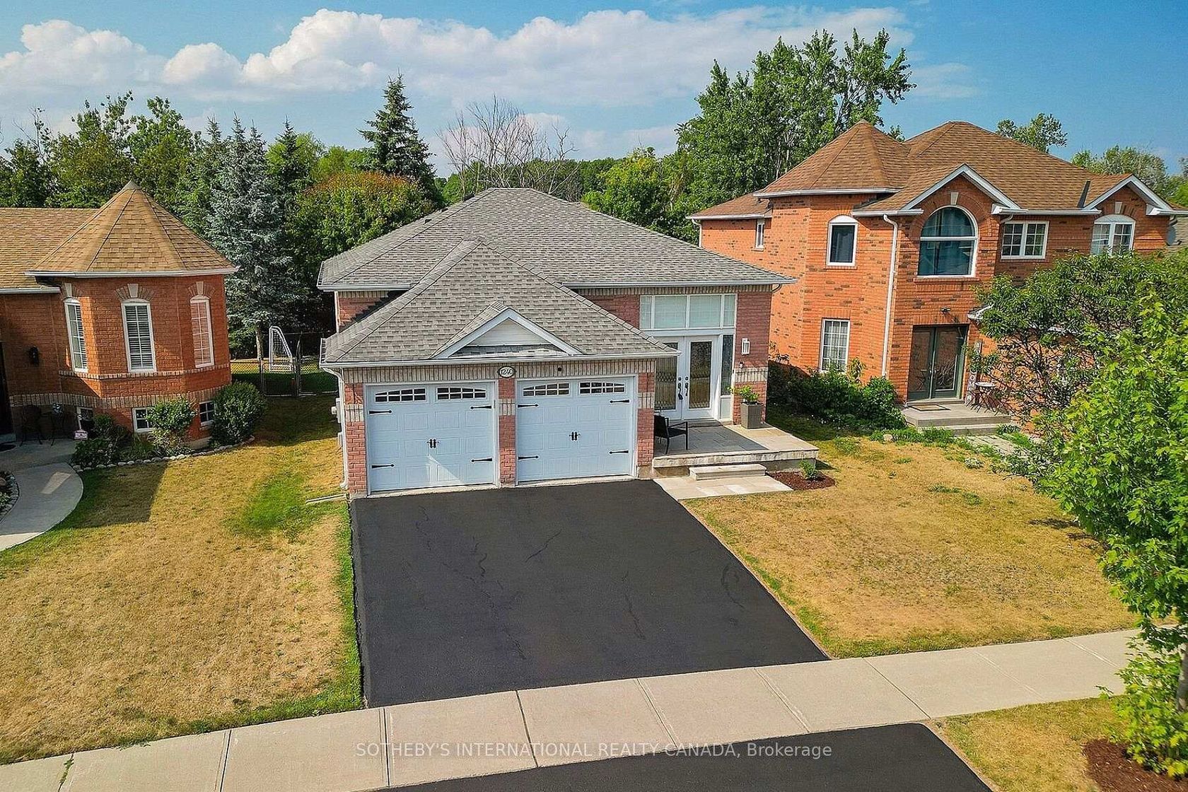 1240 Forest Street, Alcona, Innisfil photo number 2