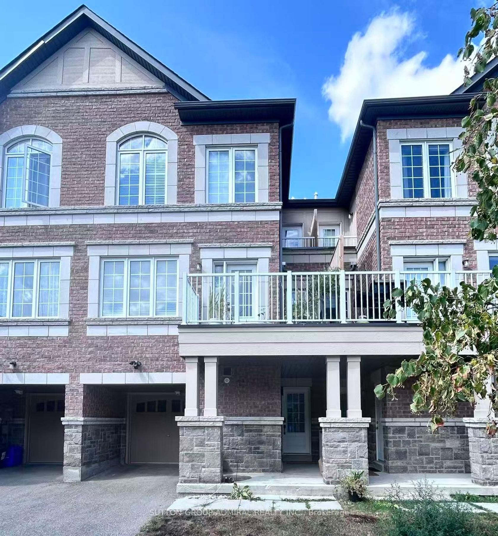 14 McGrath Avenue, Rural Richmond Hill, Richmond Hill by Loree Meneguzzi Real Estate 14 McGrath Avenue, Rural Richmond Hill, Richmond Hill