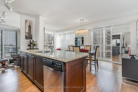 Photo 2 at 1203 - 900 Mount Pleasant Road, Mount Pleasant West, Toronto