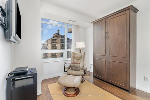 Photo 15 at 1203 - 900 Mount Pleasant Road, Mount Pleasant West, Toronto