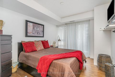 Photo 18 at 1203 - 900 Mount Pleasant Road, Mount Pleasant West, Toronto