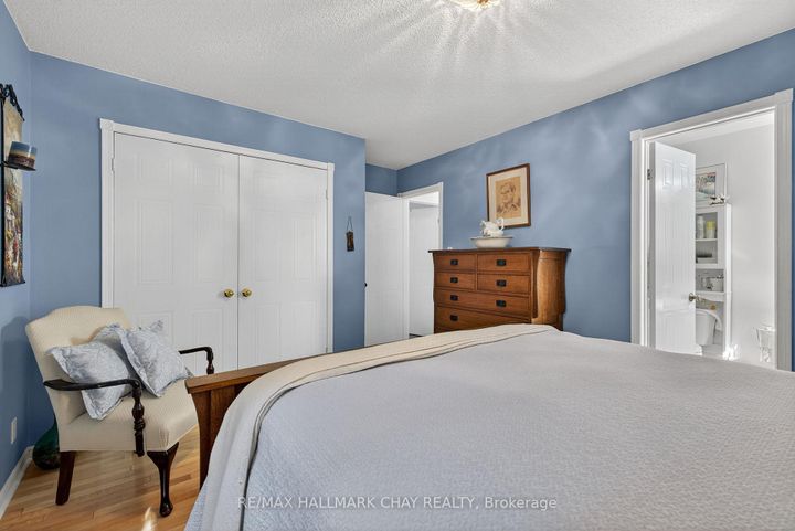 Photo 14 at 78 Collings Avenue, Bradford, Bradford West Gwillimbury