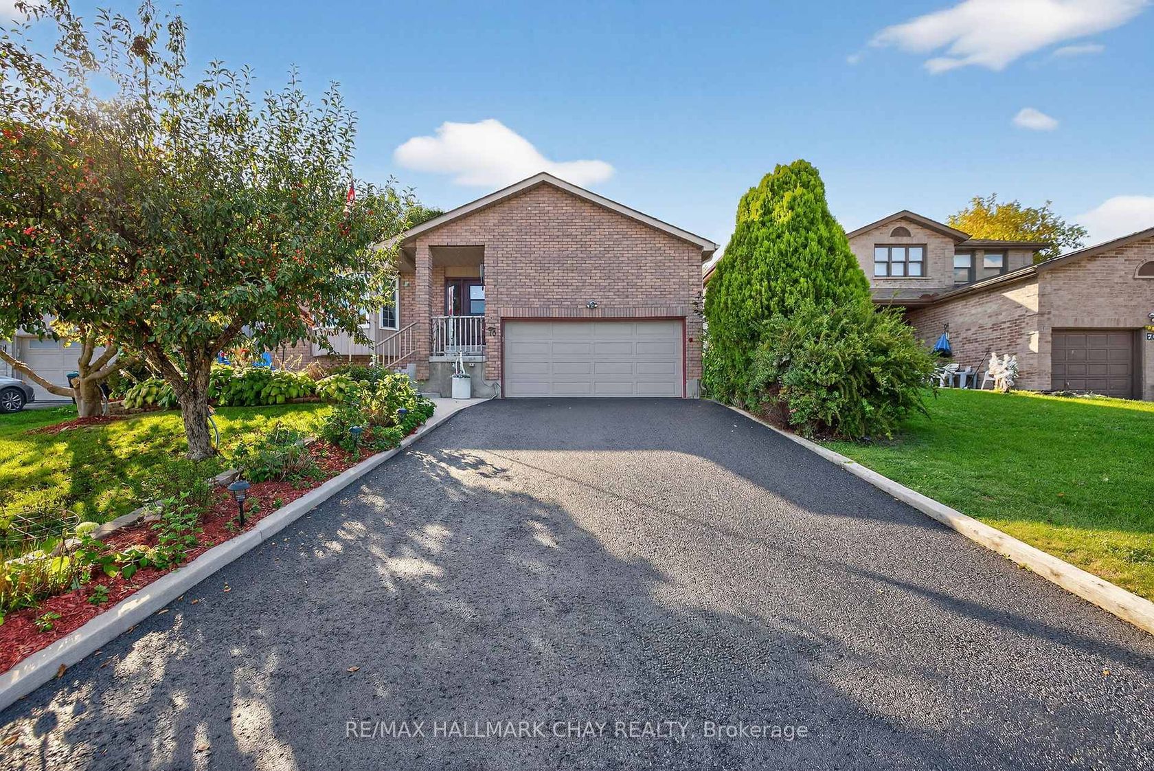 78 Collings Avenue, Bradford, Bradford West Gwillimbury 2