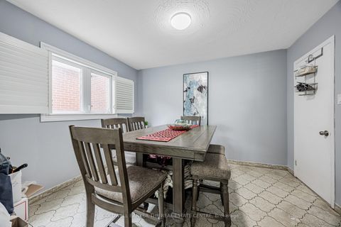 Photo 6 at 64 Winter Avenue, Kennedy Park, Toronto