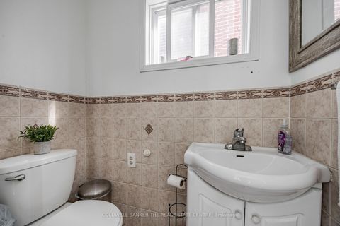 Photo 12 at 64 Winter Avenue, Kennedy Park, Toronto
