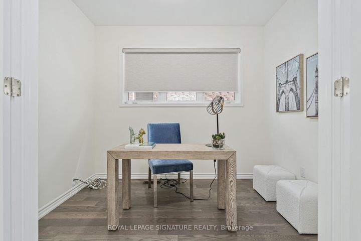 Photo 19 at 31 Streamside Street, Kleinburg, Vaughan