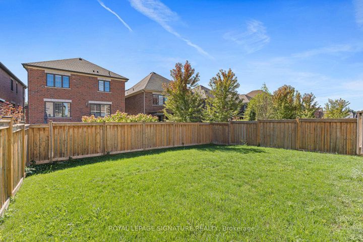 Photo 26 at 31 Streamside Street, Kleinburg, Vaughan