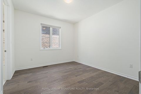Photo 4 at 31 Streamside Street, Kleinburg, Vaughan