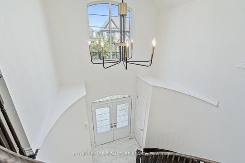 Photo 8 at 31 Streamside Street, Kleinburg, Vaughan